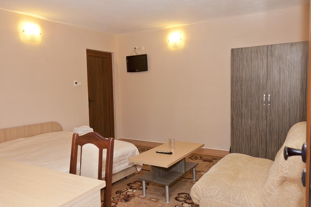 Hotel Fantasy Lyubimets Zimmer foto